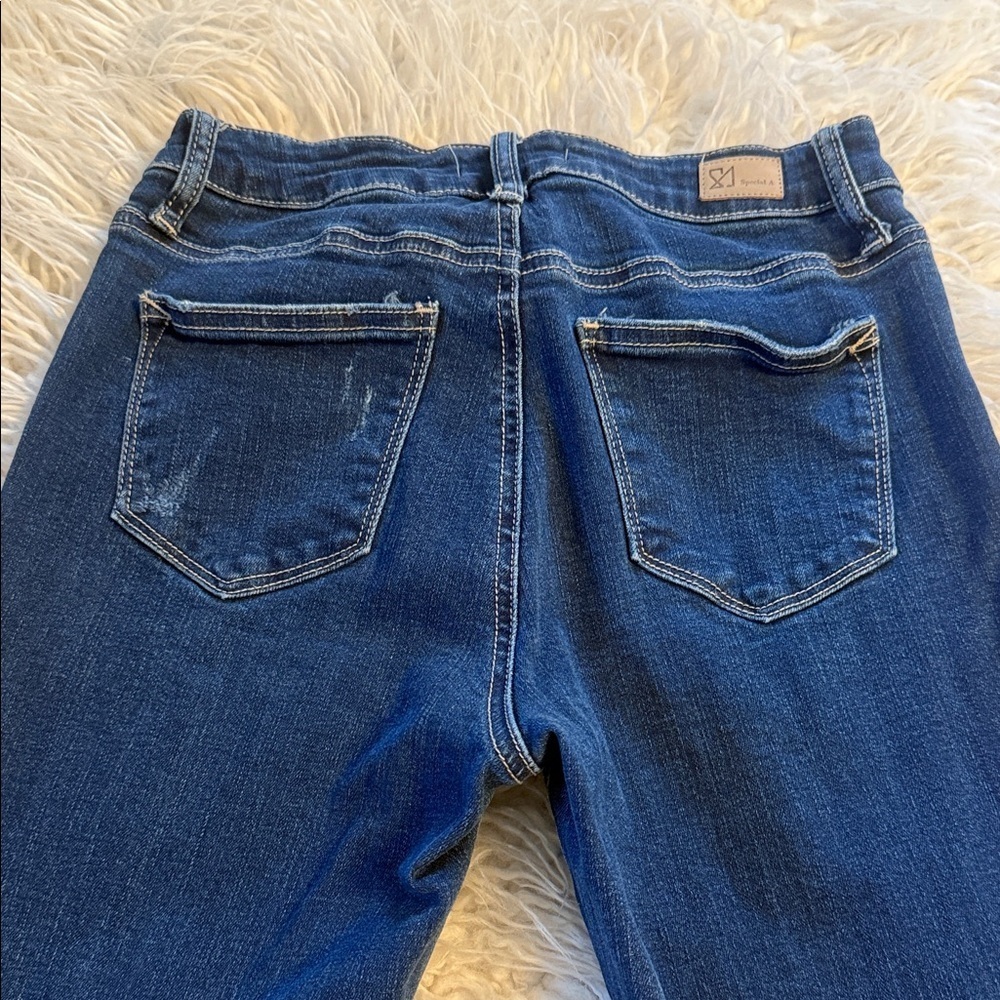 Classic Distressed Skinny Jeans - Picture 4 of 4